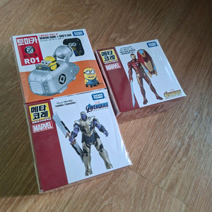메타코레,토미카) 타노스, 데이브X그루 카, 아이언맨 MK50 판매합니다.