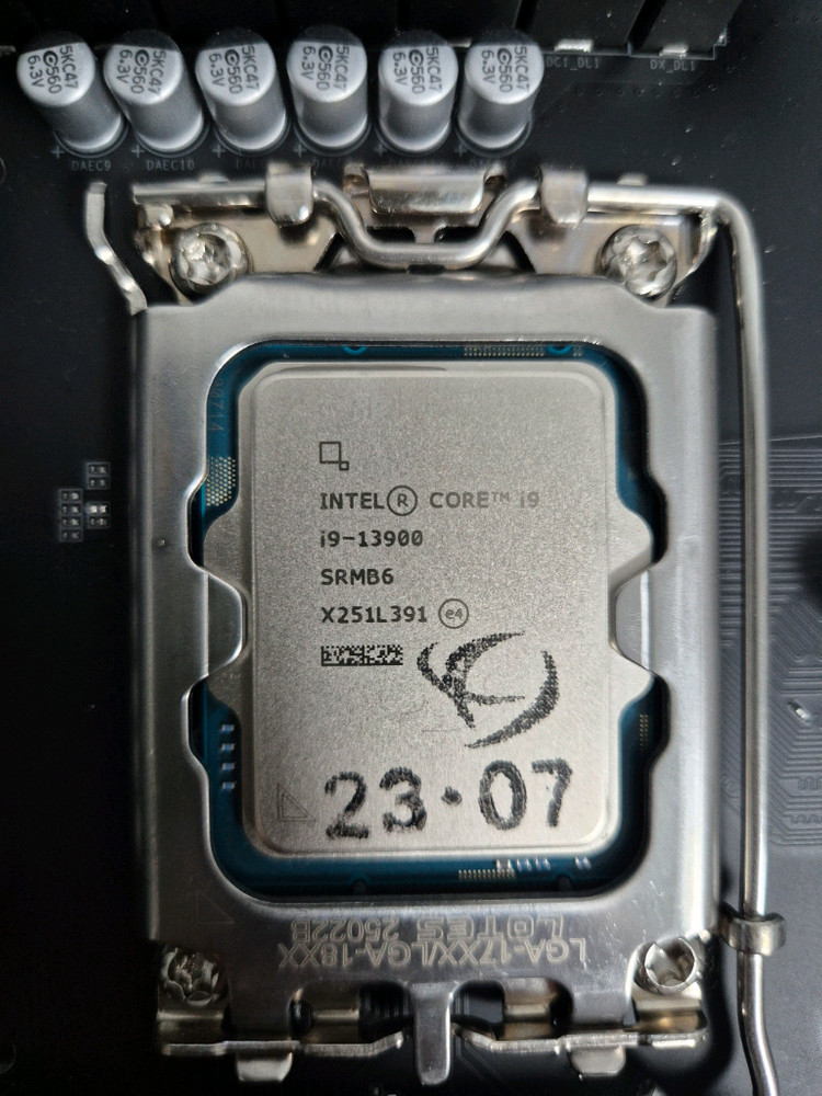 (보드셋) 인텔 i9 13900 / B760M AORUS ELITE--1