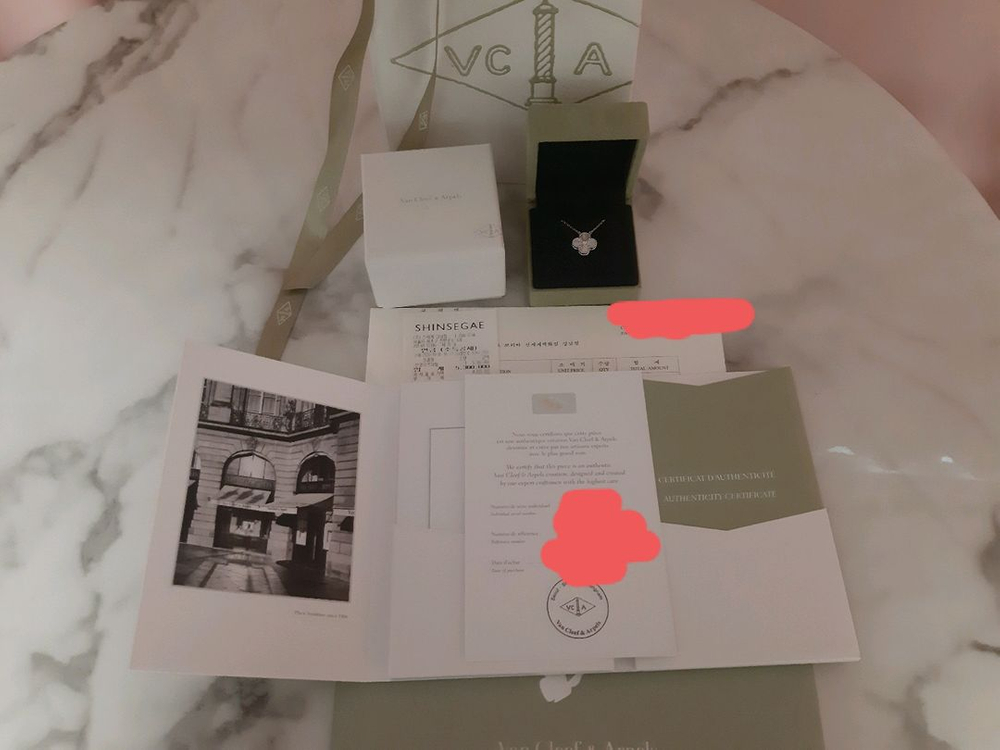 반클리프앤아펠 2020 홀리데이 기요세 다이아 목걸이--2