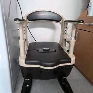 의료용 이동식 화장실 의자