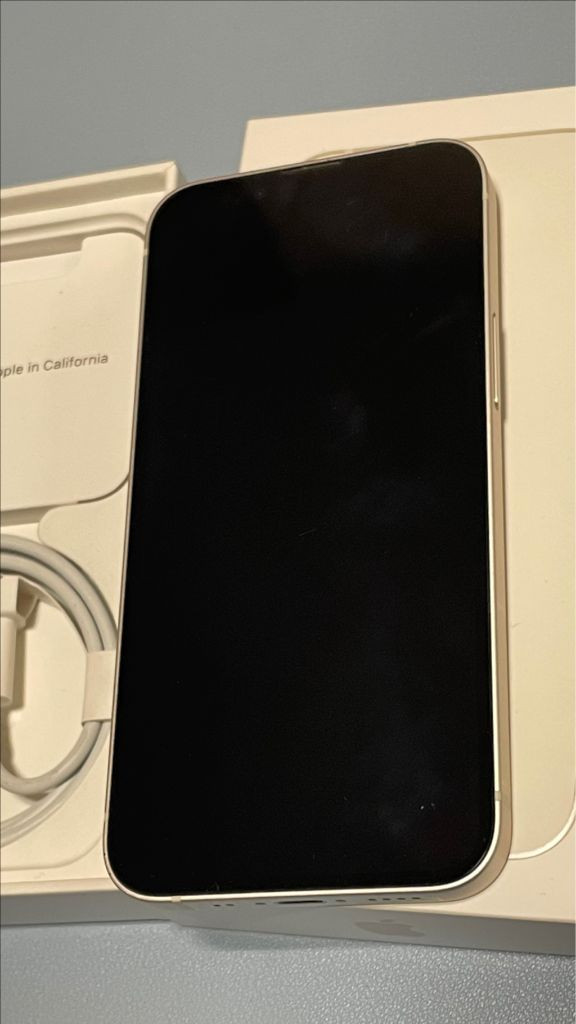 아이폰 13미니 256스타라이트,풀박스,배터리100프로모든.기능정상256기가라서 용량 넉넉함배터리 ㅡ100프로(정품--8