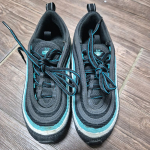 나이키 에어맥스97 GS운동화(225사이즈)