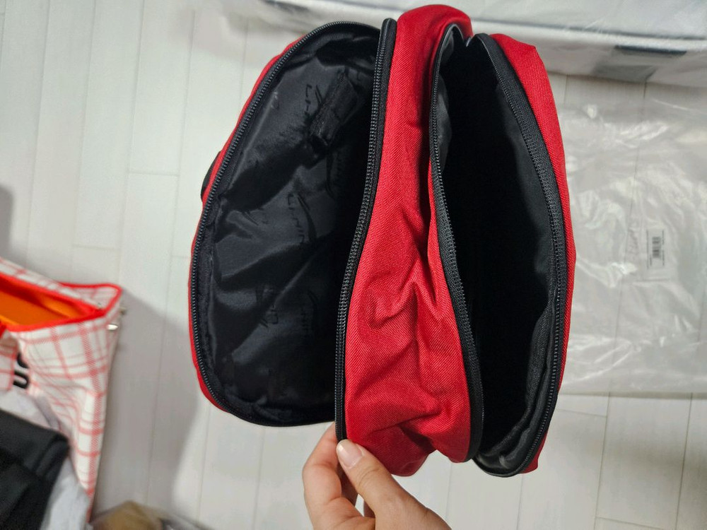 배드민턴 가방 백팩 리닝 여행용 새상품--3