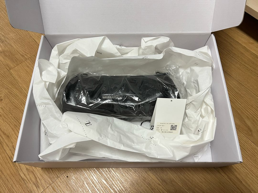 (풀패키지) 트리밍버드 O ring Chain Barrel Mini Bag [ Black ]--1