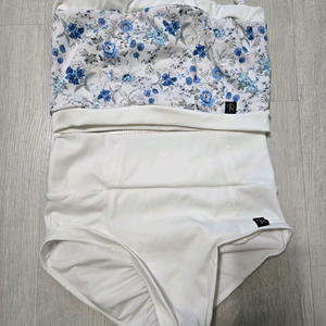 [폴웨어] 포리즈 뮬리top 플라워 화이트 세트 M