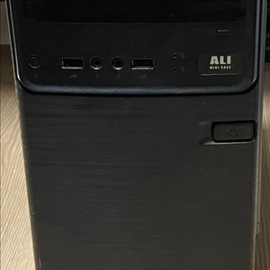 (부산)(개인)부품용 컴퓨터 본체 팝니다 i3 8100