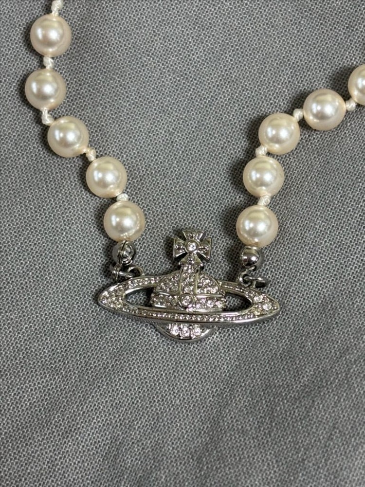 비비안웨스트우드 미니 바스 릴리프 초커 목걸이 이미지