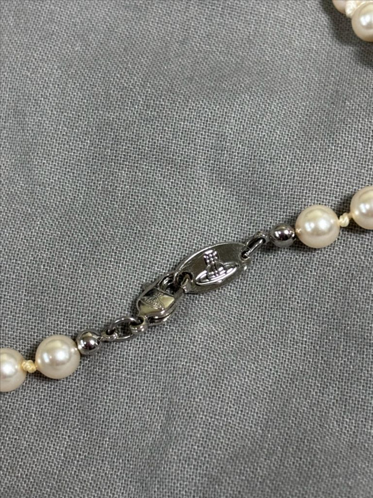 비비안웨스트우드 미니 바스 릴리프 초커 목걸이 이미지