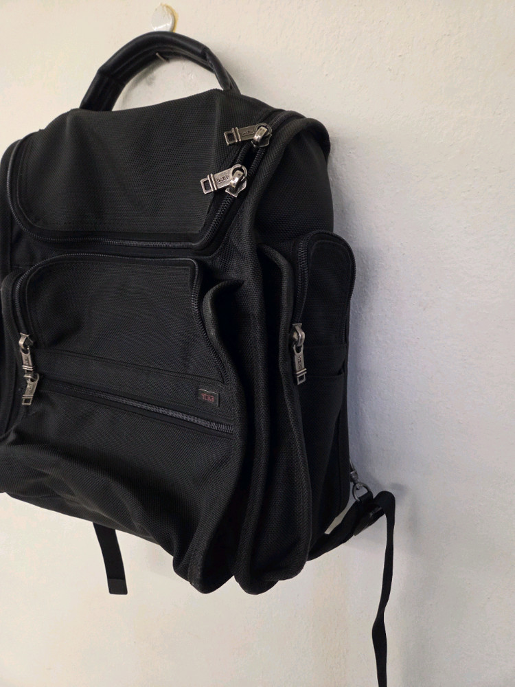 투미 알파 브라보 노트북 백팩 블랙--1