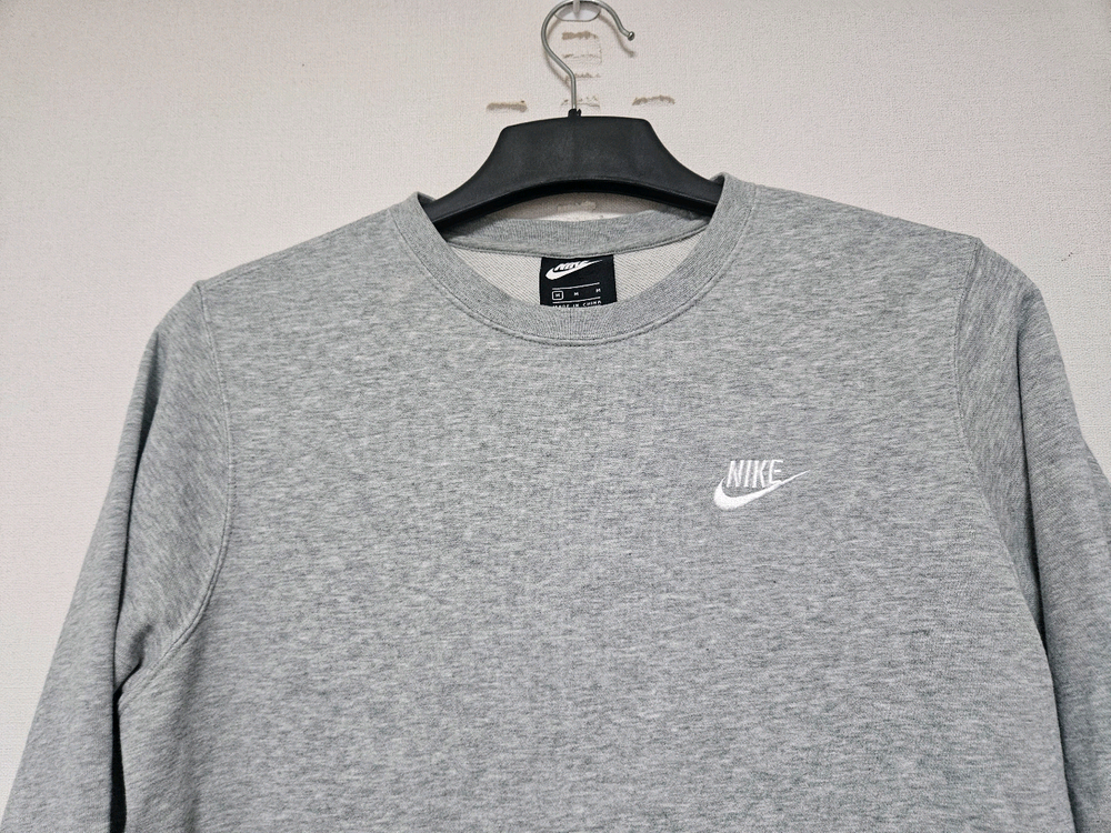 나이키 맨투맨 회색 M 95호--1