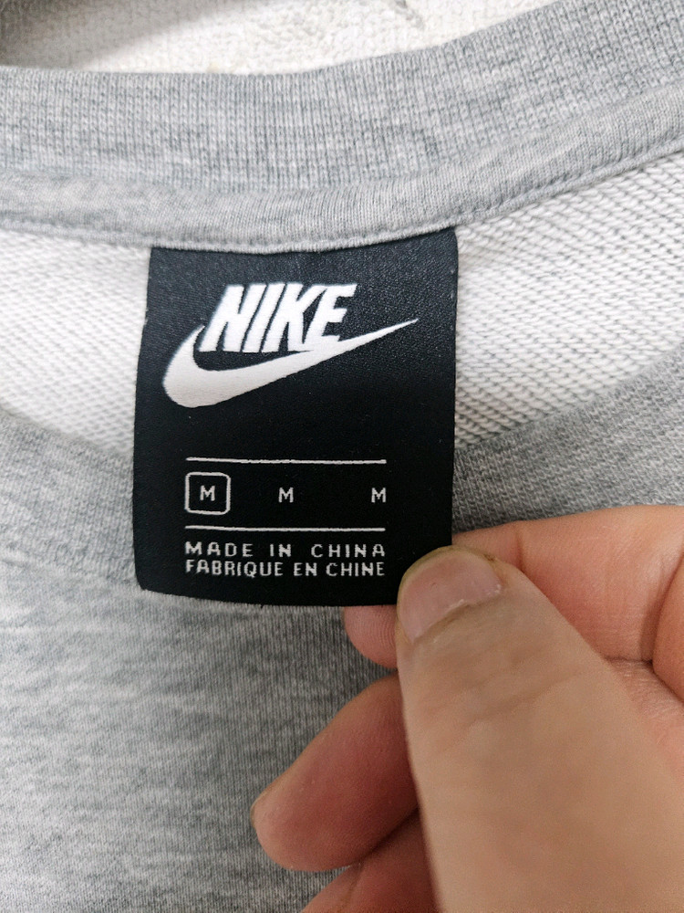 나이키 맨투맨 회색 M 95호--2