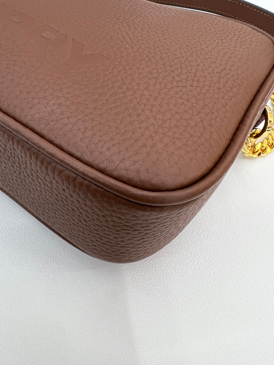 [중고명품 럭스올 울산점]버버리 일론게이티드 엠보스트 카메라백 미사용--9