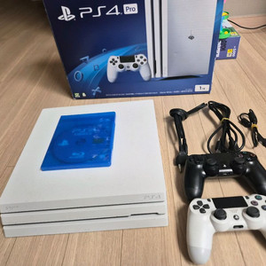 PS4 PRO(7218) 1TB 펌웨어 10.01 커펌부팅 시디포함 택포