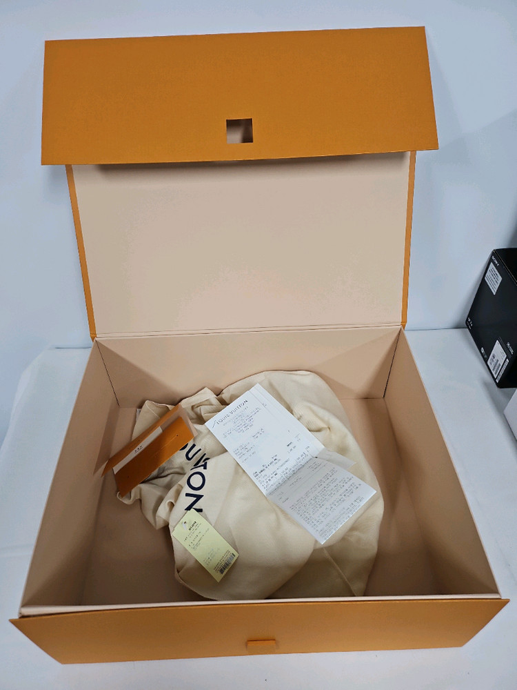 루이비통 모노그램 러시범백 M14019--9