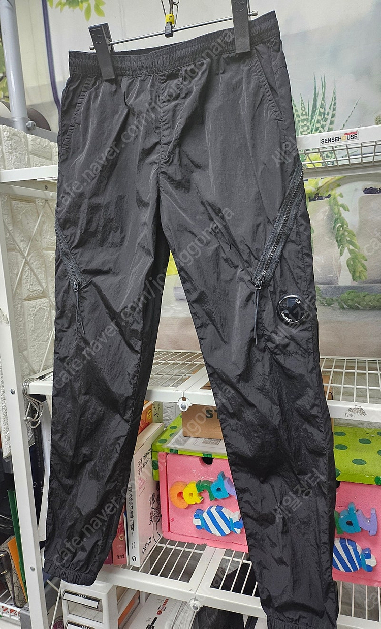 CP컴퍼니 키즈 렌즈와펜 카고팬츠 조거팬츠 (25인치) MH62--1