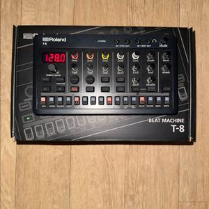 roland aira t-8 드럼머신 신디사이저