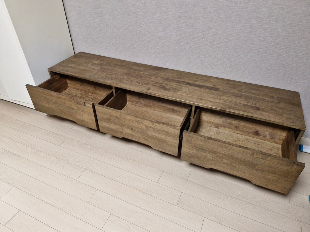 원목 TV장 수납장--2