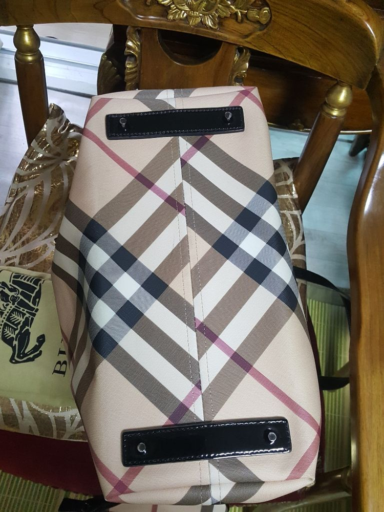 정품버버리숄더백--5