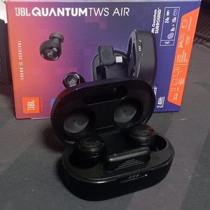 삼성 JBL 퀀텀 TWS AIR 2.4GHz