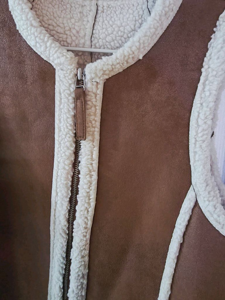 플라스틱아일랜드 베스트조끼--2