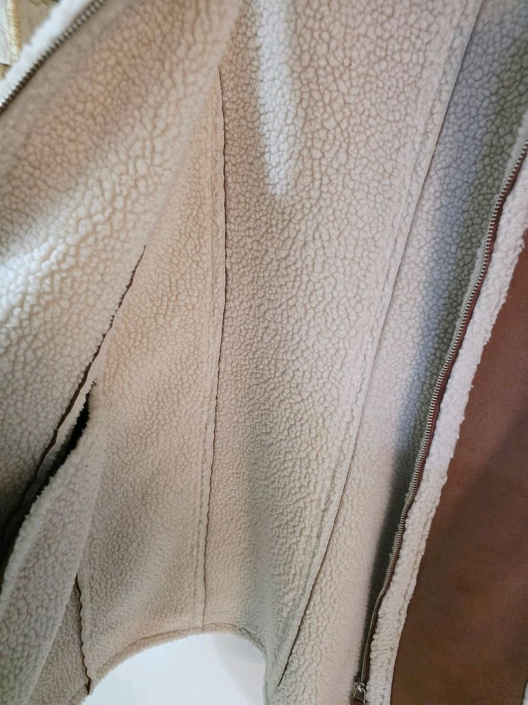 플라스틱아일랜드 베스트조끼--4