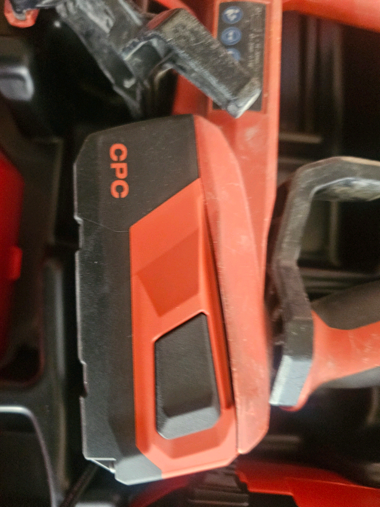 힐티 bx3 충전 타정기 배터리5암페어와 충전기 새제품 풀박스--1