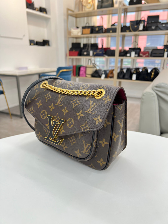 [중고명품 럭스올 울산점]루이비통 모노그램 파시 숄더백 내장칩--1