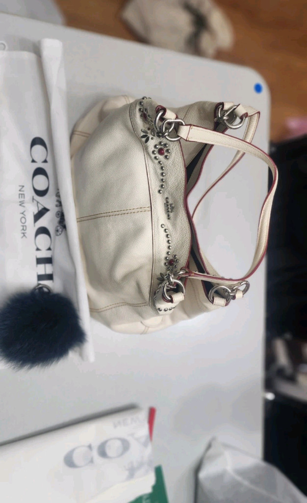 코치 숄더백--2