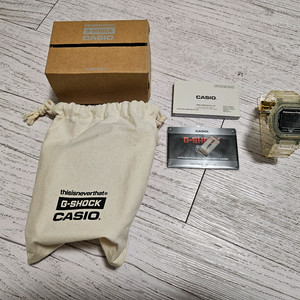 지샥x디스이즈네버댓 DW-5600TINT23-7DF 스켈레톤