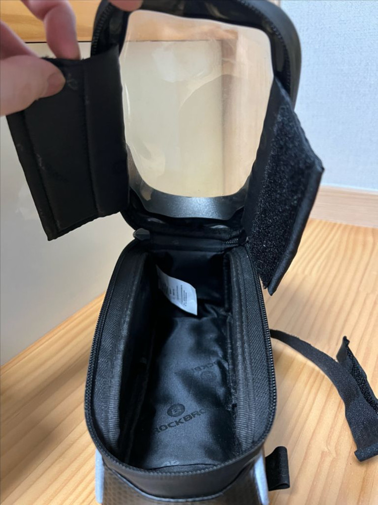 자전거용품 일괄) 헬멧, 물통/스피커 거치대, 실리콘 젤안장커버, 휴대폰거치 및 가방 이미지