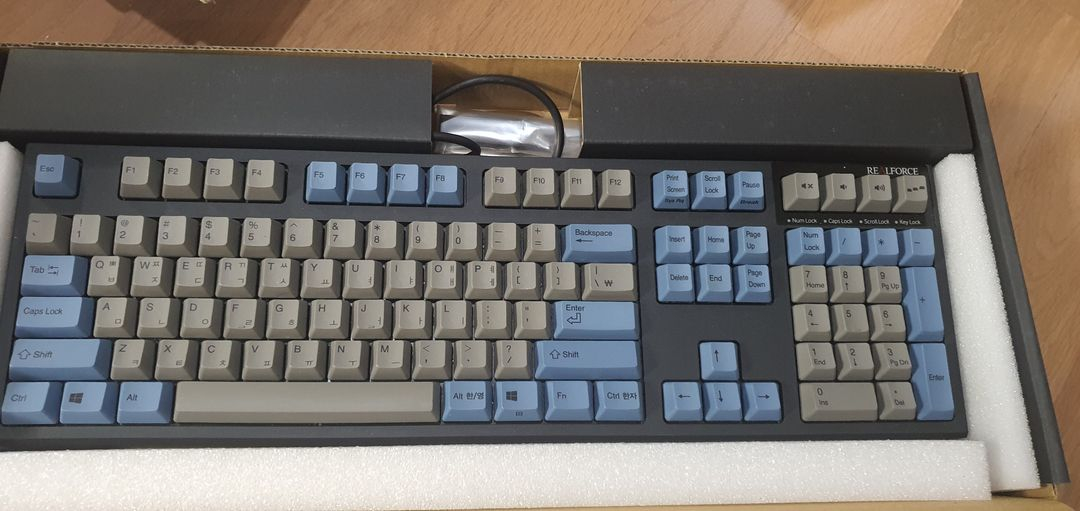 리얼포스 R2SA-KR3-BK-L 특A급 이미지