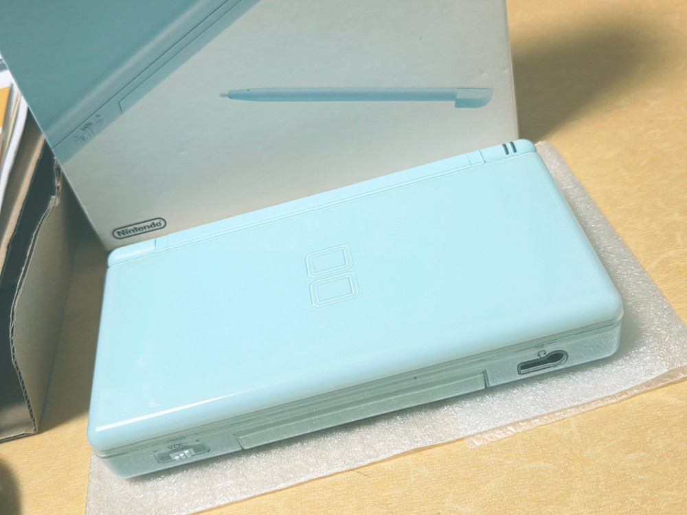 할인가능) 신품급 아이스블루 dslite ds라이트 닌텐도게임보이 레트로랜드--2