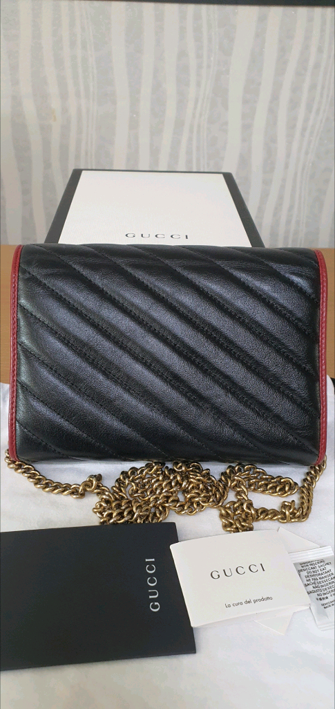 구찌 마몬트 마틀라세 크로스백 정품S급(감정O)프라다루이비통디올고야드샤넬셀린느보테가생로랑버버리발렌시아가가방--2