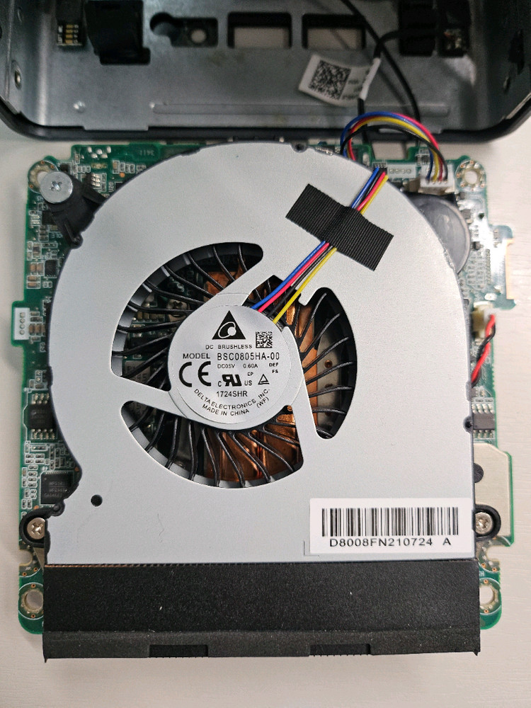 인텔 NUC 미니 PC NUC8i3BEH / 8GB RAM / 240GB--8