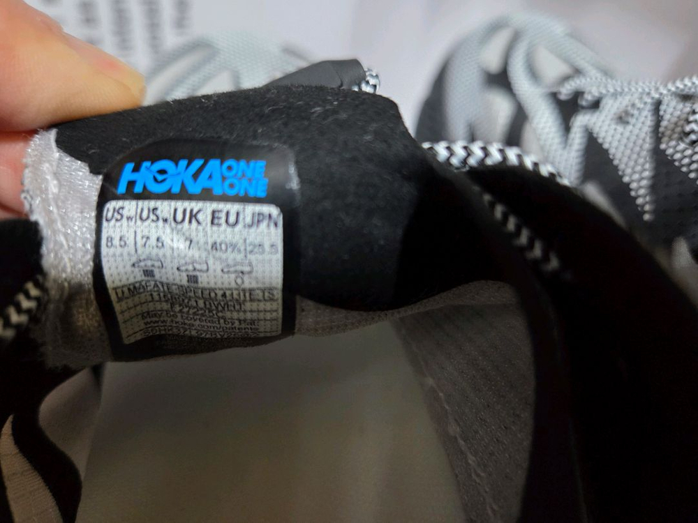 호카 마파테 스피드 4 라이트 TS 블랙 화이트 (255사이즈)팝니다.--3