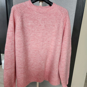 새상품) 아떼 스타일 모헤어 울 고급니트