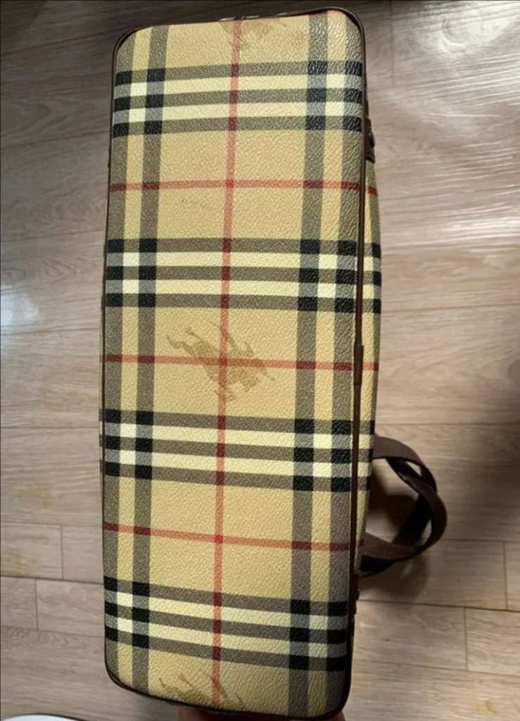 정품 버버리 토트백--4