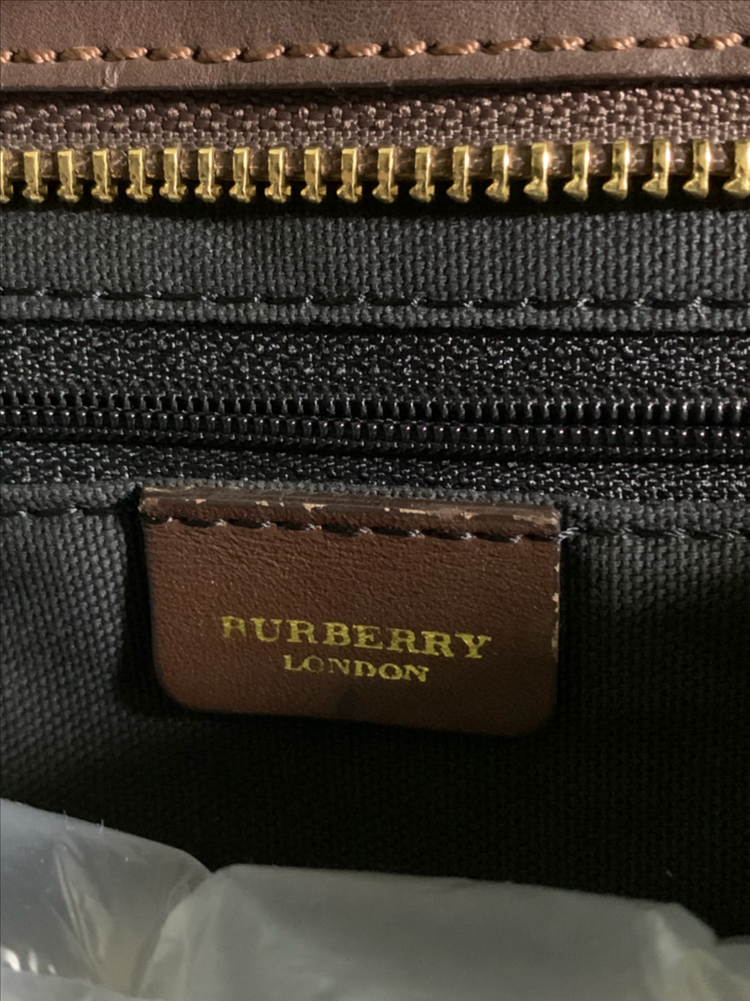 정품 버버리 토트백--6
