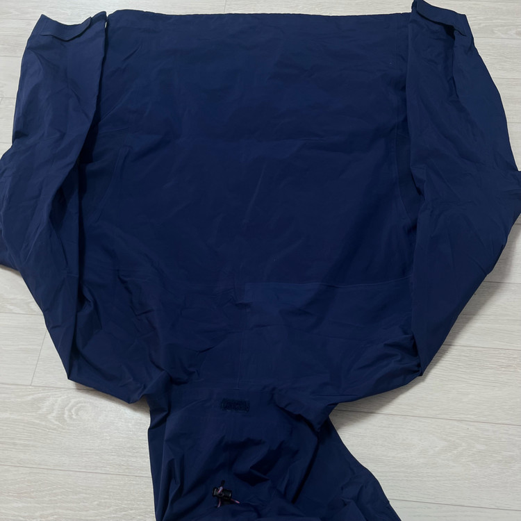 마운틴하드웨어 바람막이 자켓 잠바--4