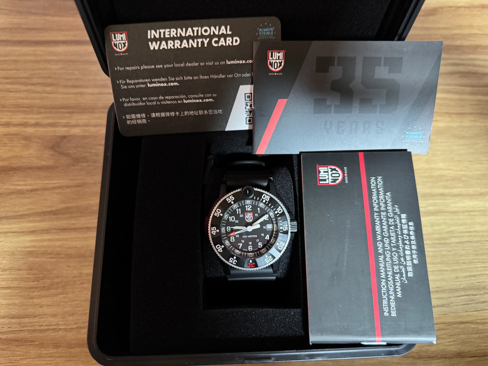 루미녹스 네이비씰 헤리티지 XS.3001.H 30주년 한정판 판매합니다.--0