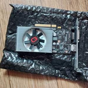 게인워드 GT1030 팝니다. 이미지