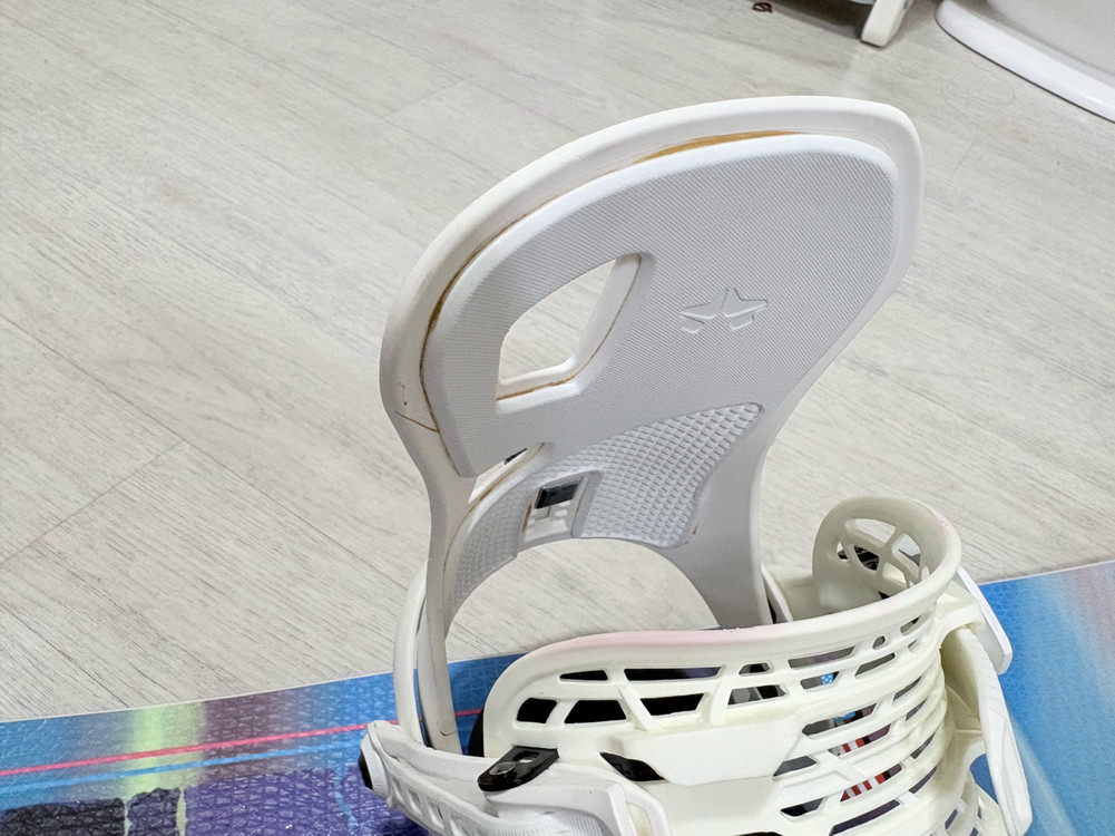 [미사용/새제품] 청소년, 여성용 스노우보드 풀세트 (143/220)--8