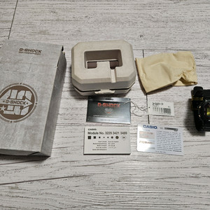 지샥 40주년 DW-5040PG-1DR