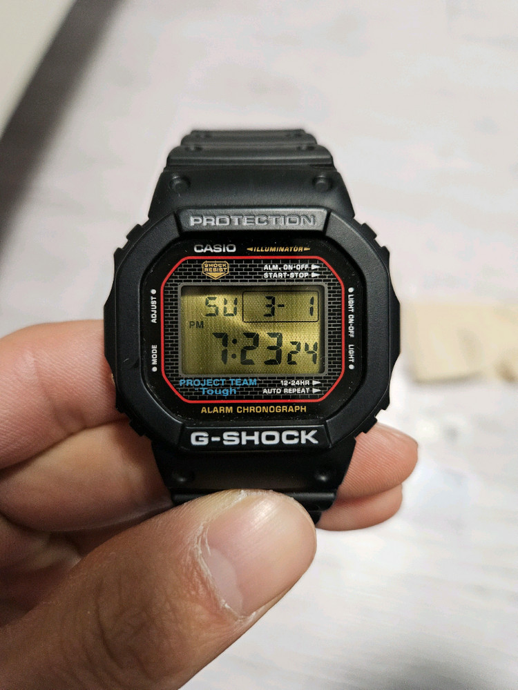 지샥 40주년 DW-5040PG-1DR--1