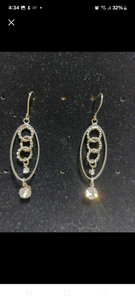 공방 웨딩 하객 귀걸이 빛을 비추면 엄청 반짝여--0