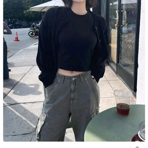 먼데이오프 라운드 니트 가디건 - 블랙,프리 이미지