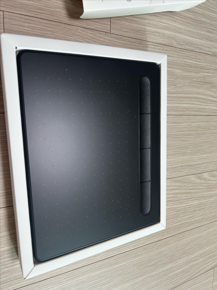 와콤 인튜어스 CTL-4100--1