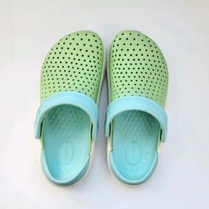 택포)아동 크록스 라이트라이드 c13 정품. 크록스 190mm.아동슬리퍼