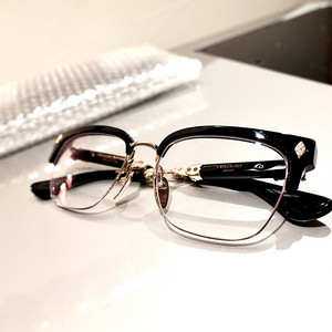 크롬하츠 에바질리스트 블랙/골드 안경