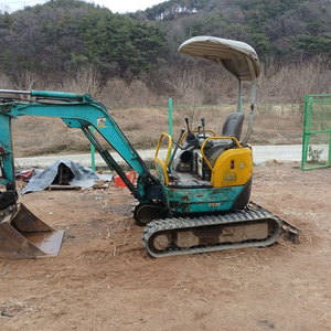 농장용 얀마 015 미니굴삭기 저렴하게 판매합니다. 이미지